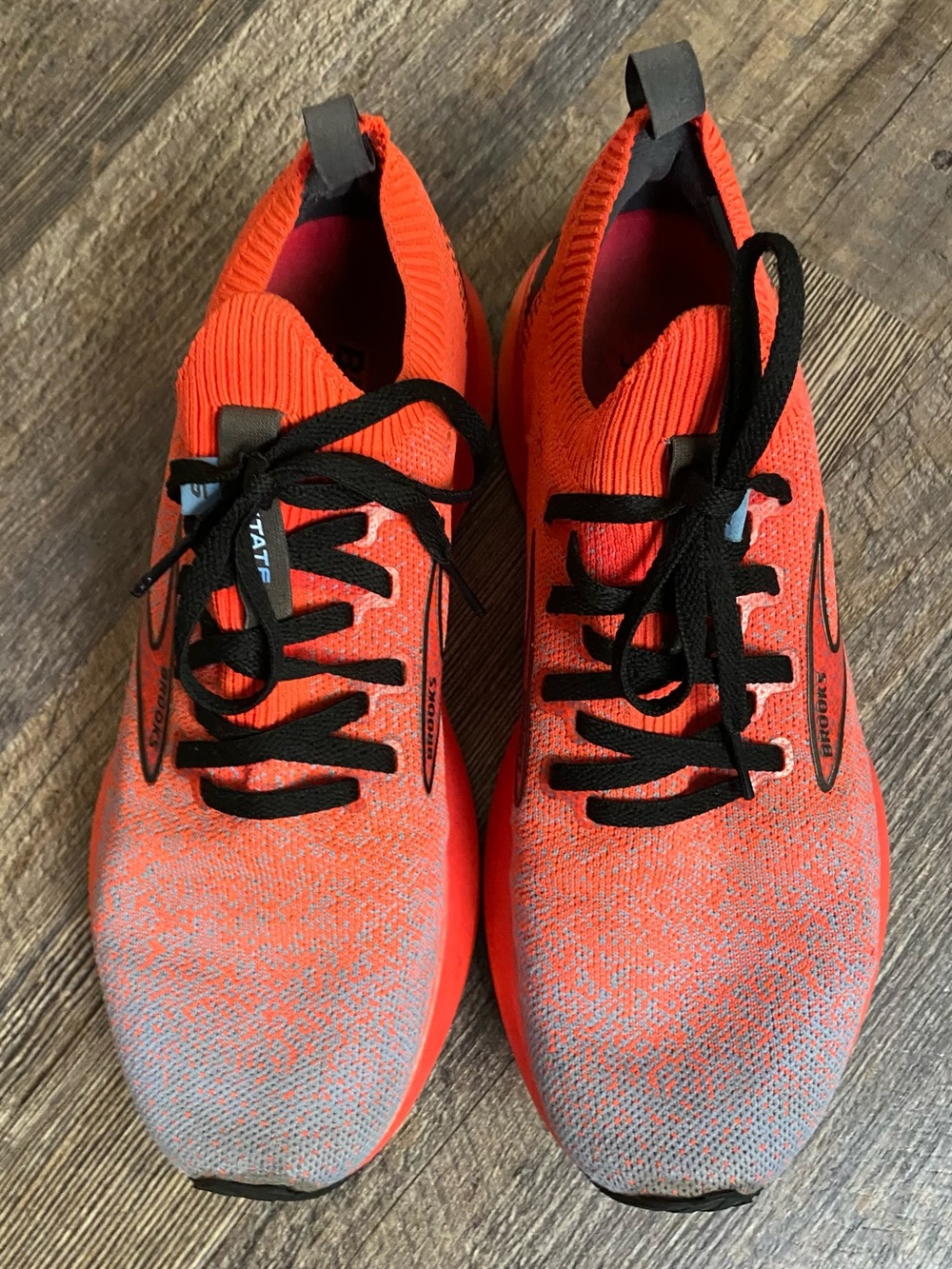 Brooks running shoes women’s